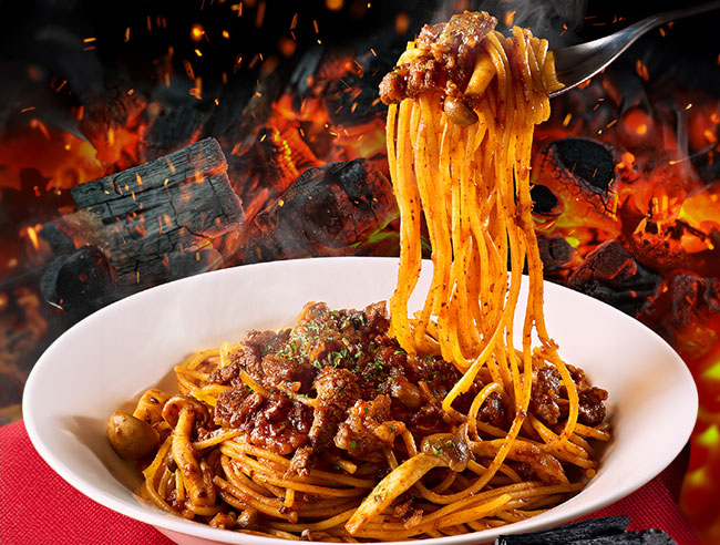 炭焼ビーフの贅沢ボロネーゼ