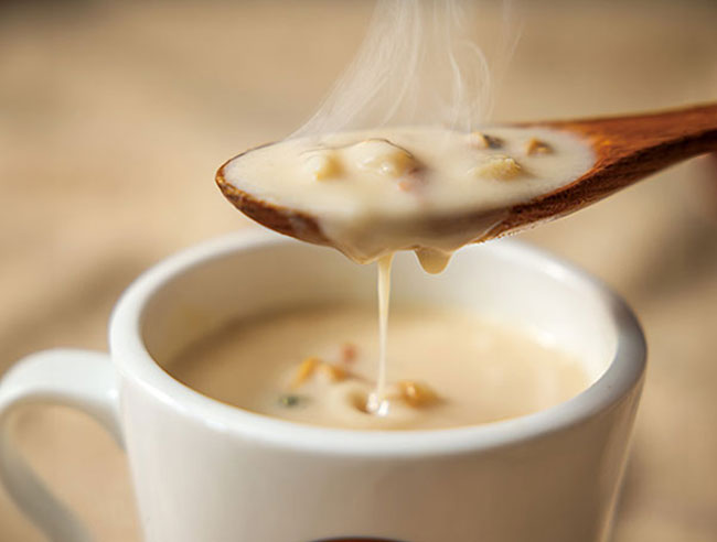 クラムチャウダースープ